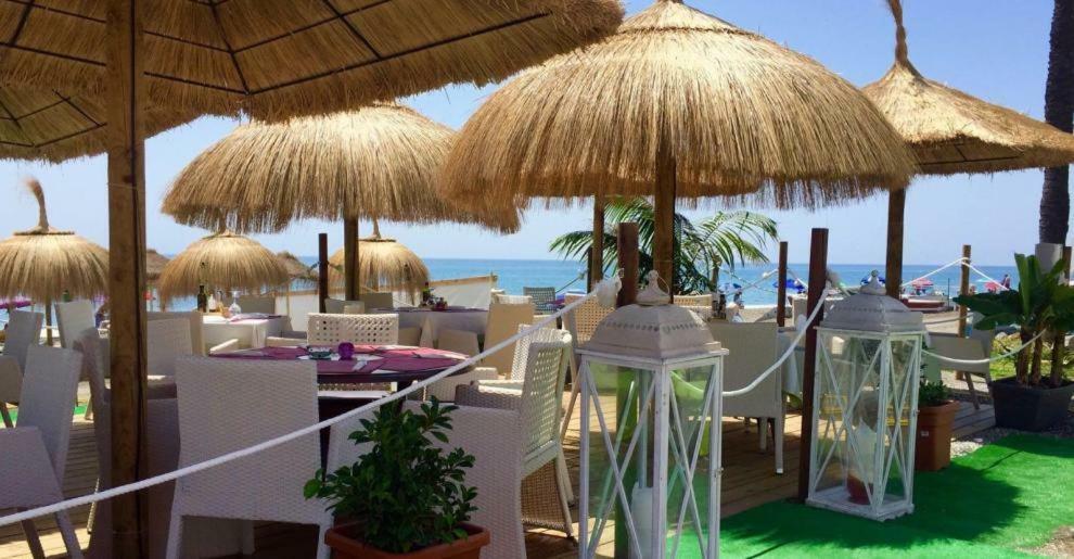 Oasis Pacifico Apartment Malaga Ngoại thất bức ảnh
